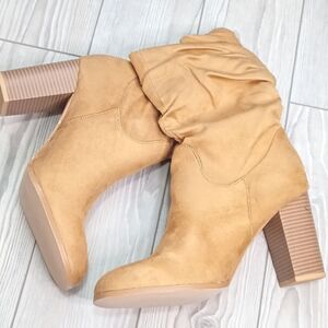 (62-3897)  Coutgo Boots Sz 11